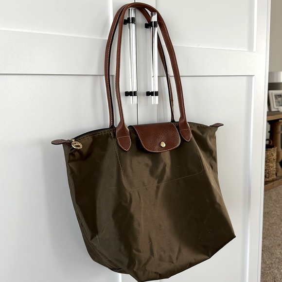 Longchamp Le Pliage - Picture 3 of 15